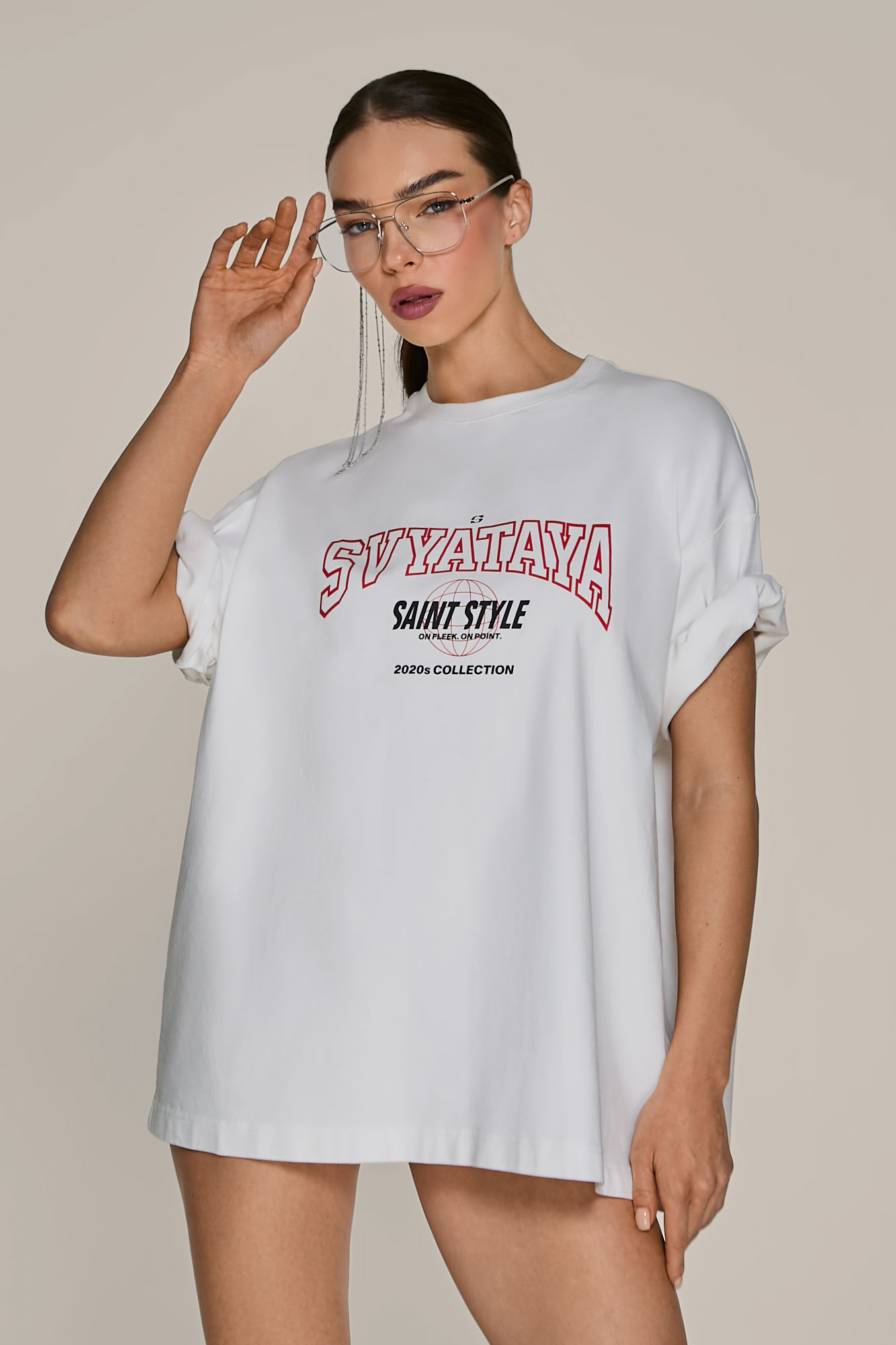 Футболка oversize с красным принтом, молочный - Фото 6