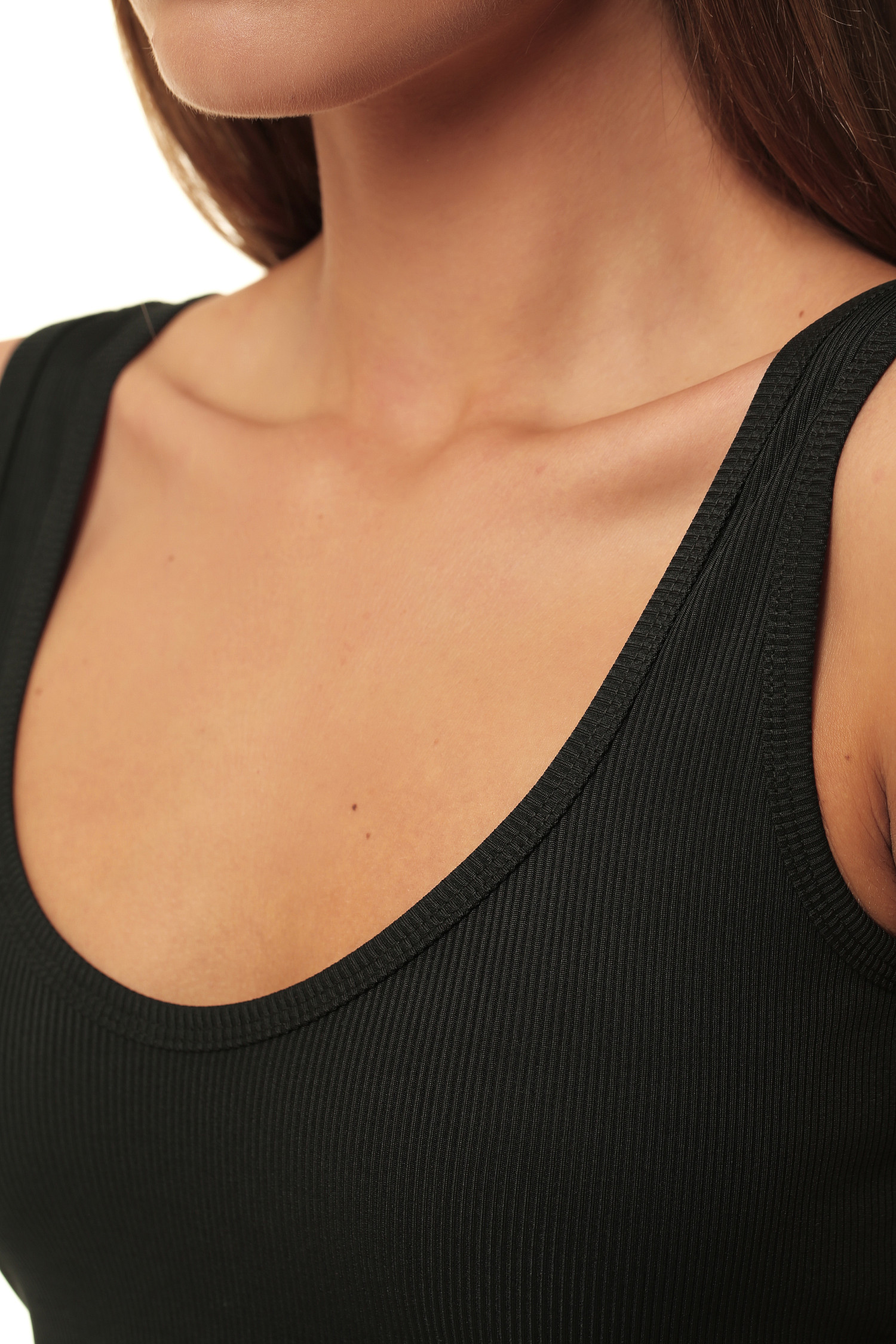 Топ с геометрической линией низа, черный - Фото 4