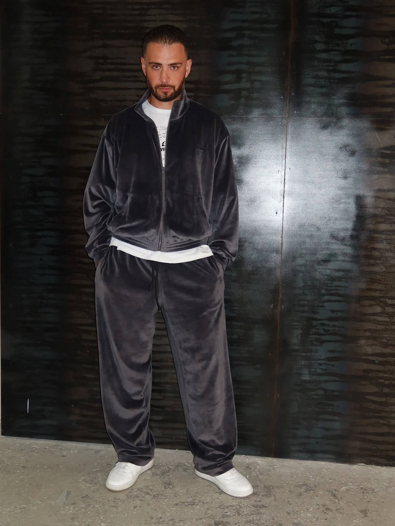 Олимпийка из велюра SVYATOY, графитовый - Фото 3