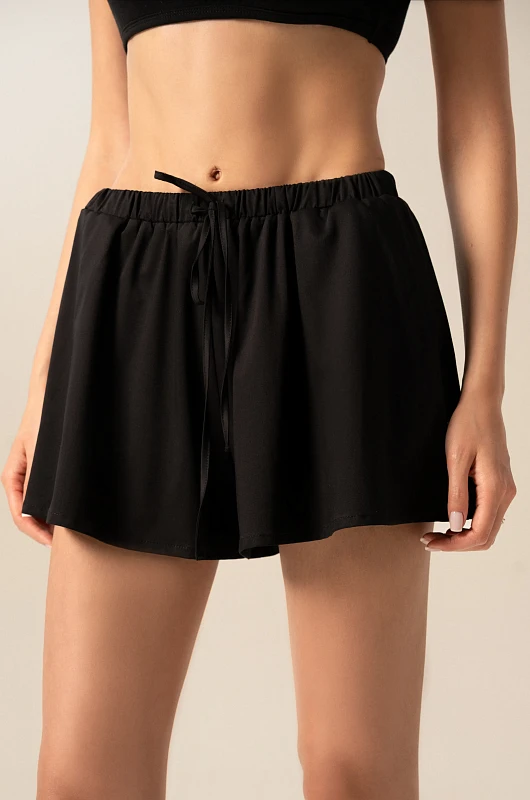 Шорты базовые, черный - Фото 1