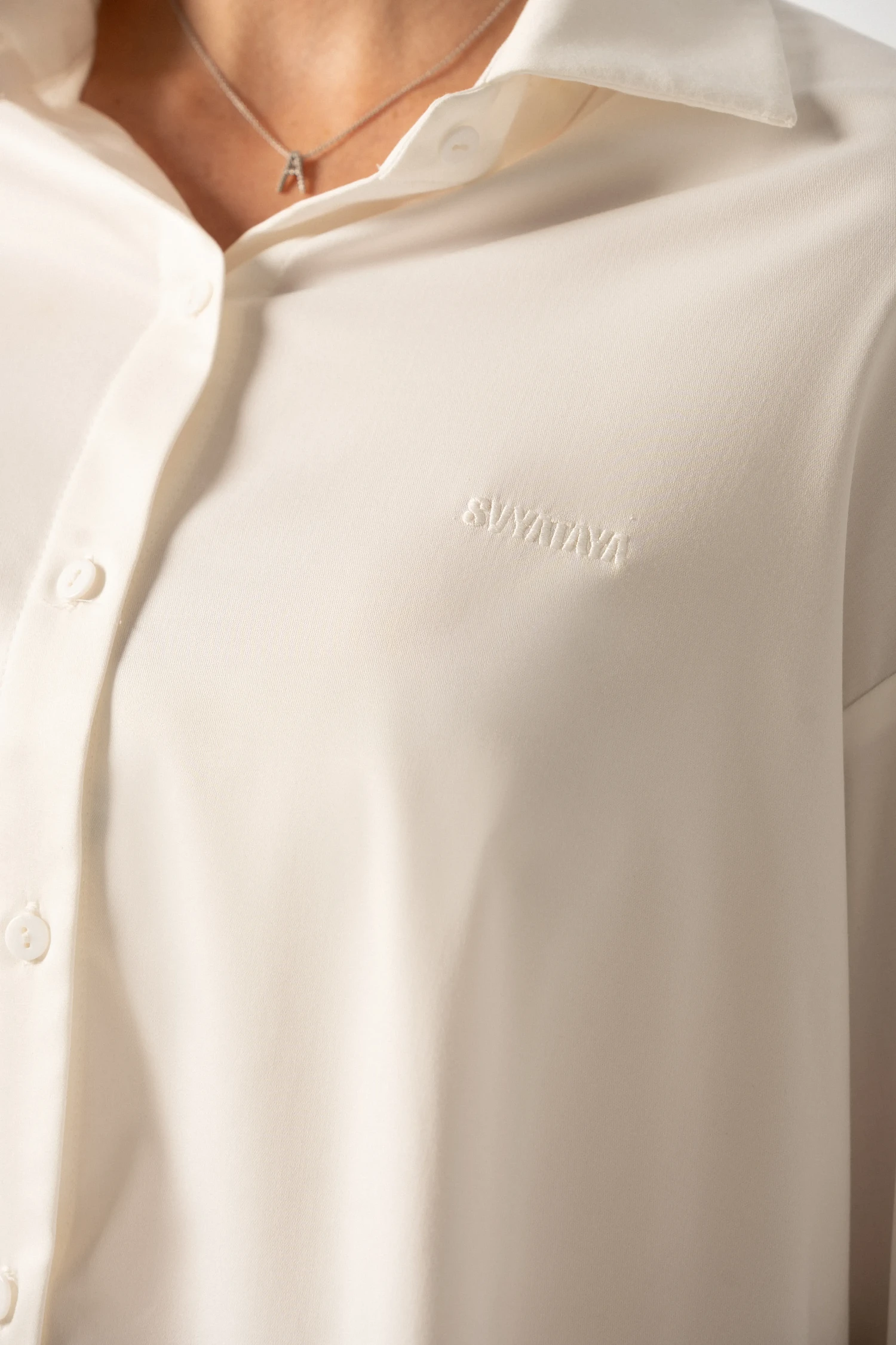 Рубашка базовая SVYATAYA, молочный - Фото 4