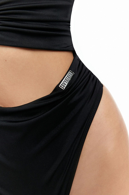 Купальник асимметричный со сборкой, черный - Фото 6