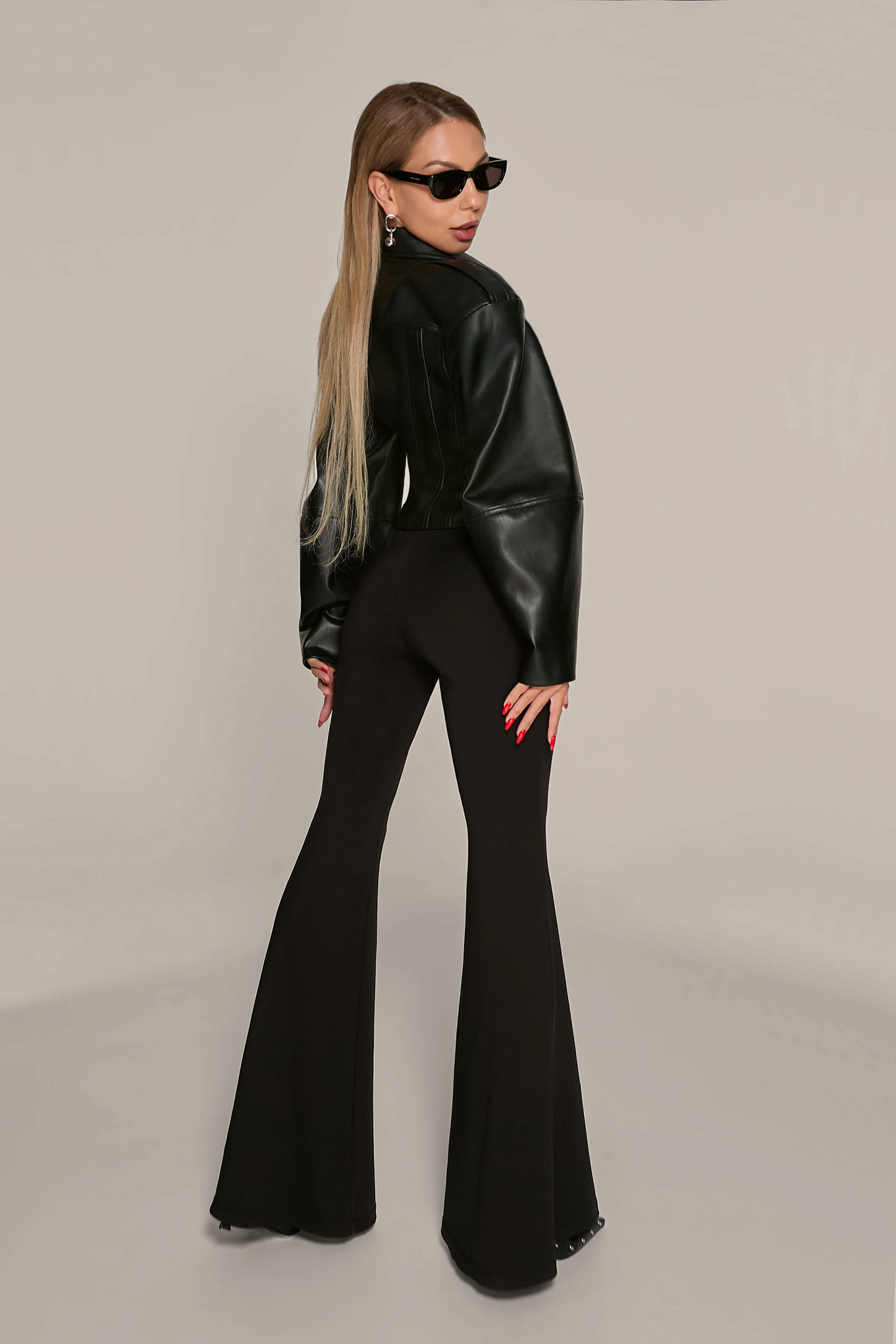 Жакет с рельефами, черный - Фото 4