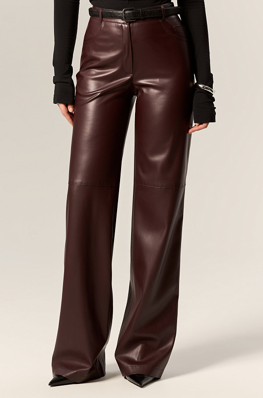 Брюки из экокожи SVYATAYA, бордо - Фото 2
