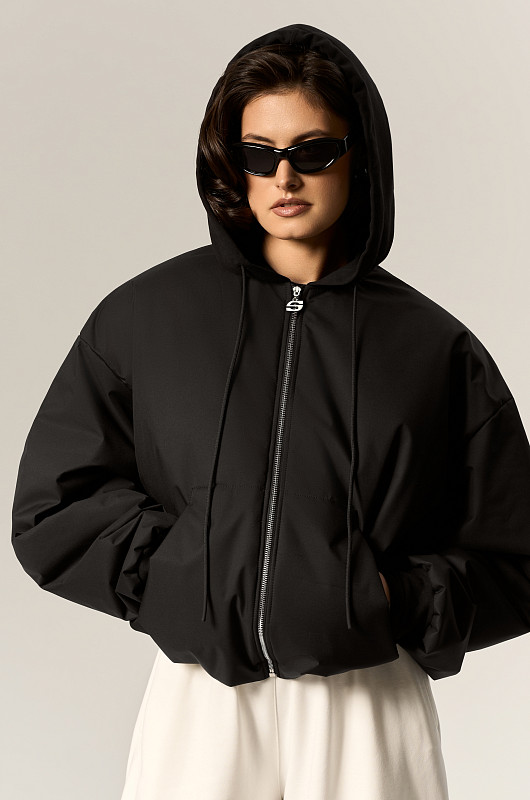 Бомбер объемный, черный - Фото 1