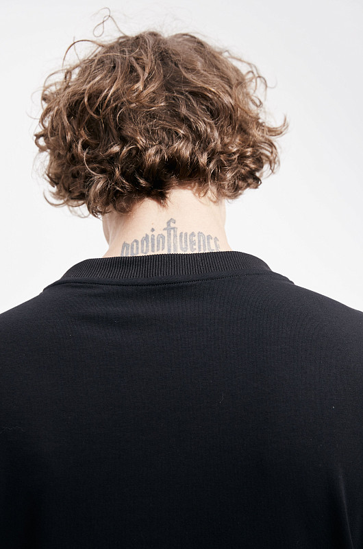 Футболка slim с иллюстрацией, черный - Фото 4