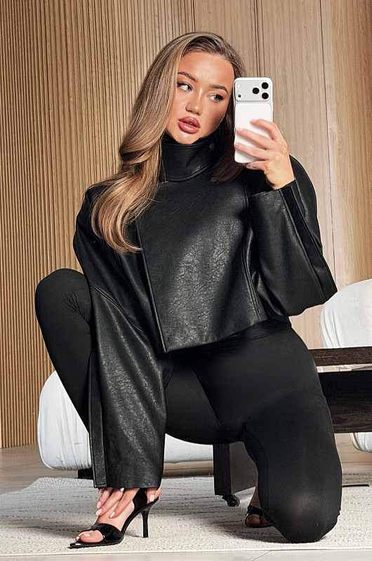 Бомбер oversize из экокожи, черный - Фото 1